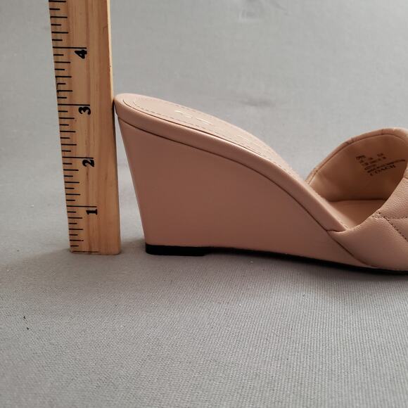 COACH Emma Leather Wedges in Buff Size 7.5 COAH-WZ182 Quilted Tan - Picture 16 of 16